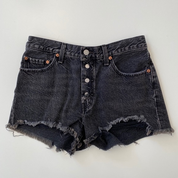 Levi’s black denim cutoff shorts